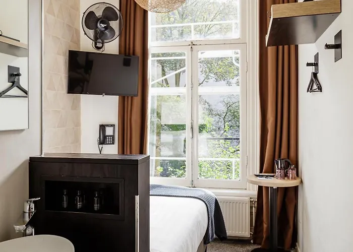 Boutique View Hotel 3*