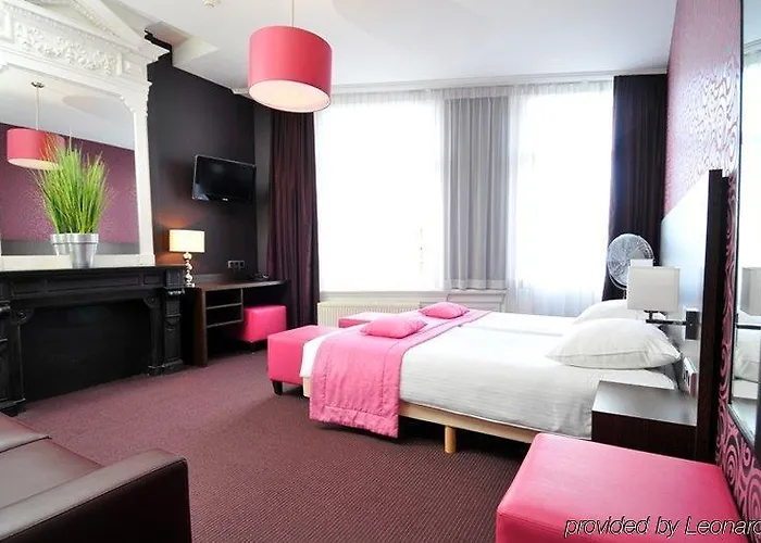 Boutique View Hotel 3*